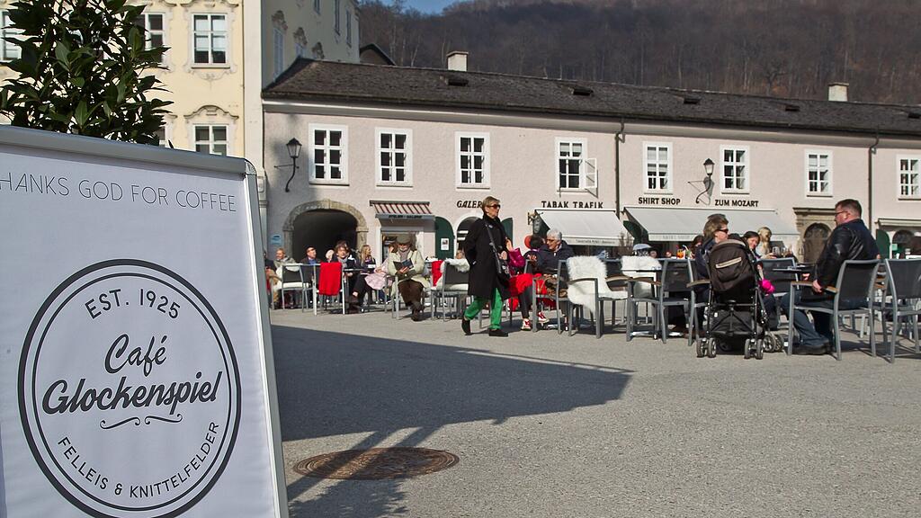 Seit 1925 gibt es das Café Glockenspiel.