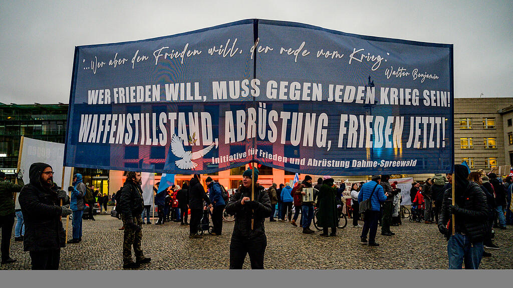 Ukraine-Krieg: Großdemo in Berlin