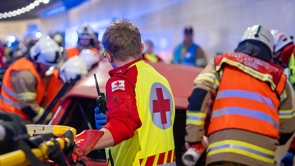 Große Einsatzübung im Lieferinger-Tunnel