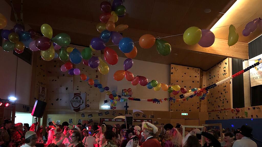 Maskenball Bad Dürrnberg