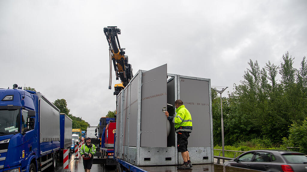 Aufbau Grenzposten Freilassing