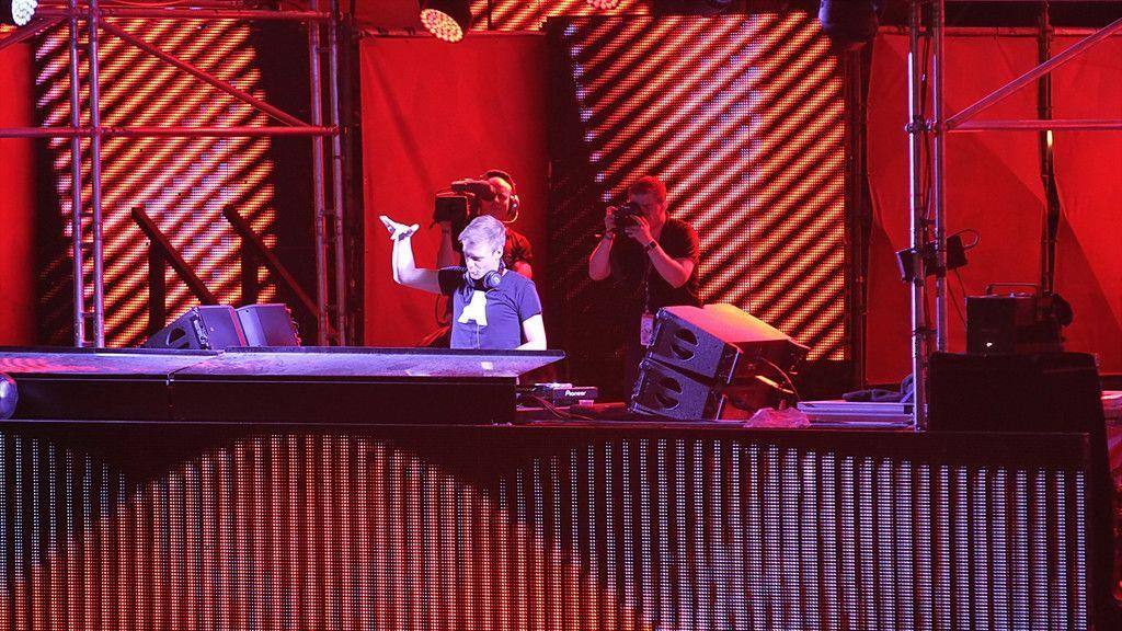 Electric Love Festival 2016: Tag 2, V