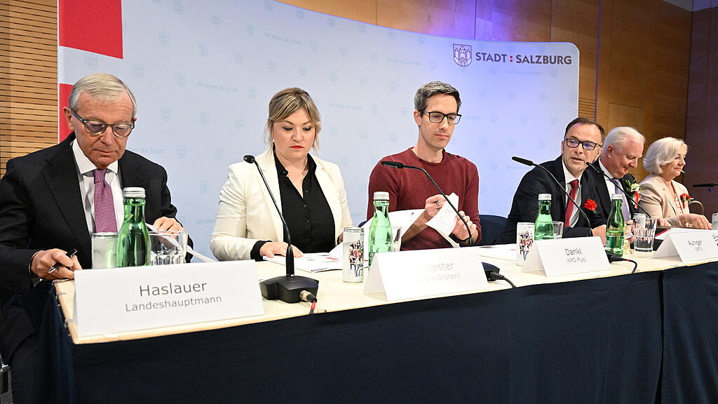 Angelobung neue Stadtregierung, neuer Gemeinderat