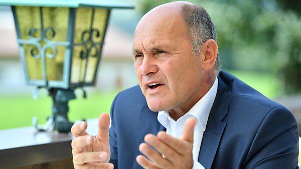 Sobotka denkt über einen neuen Nachrichtendienst nach