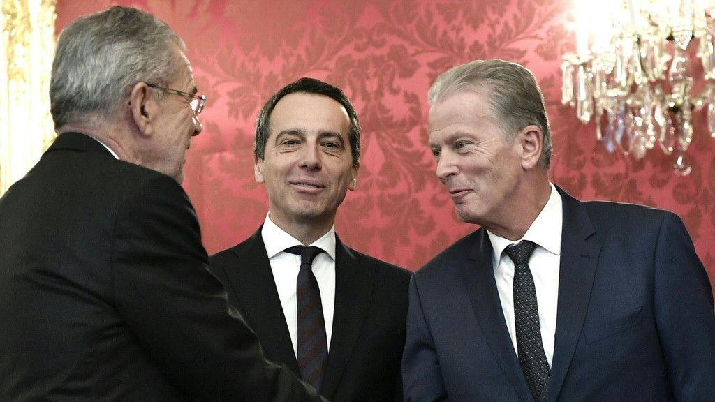 Empfang der Regierung