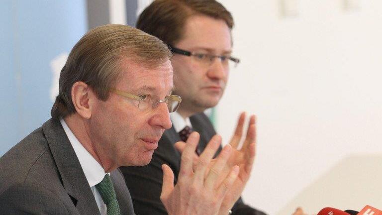 Haslauer teilt Plan mit