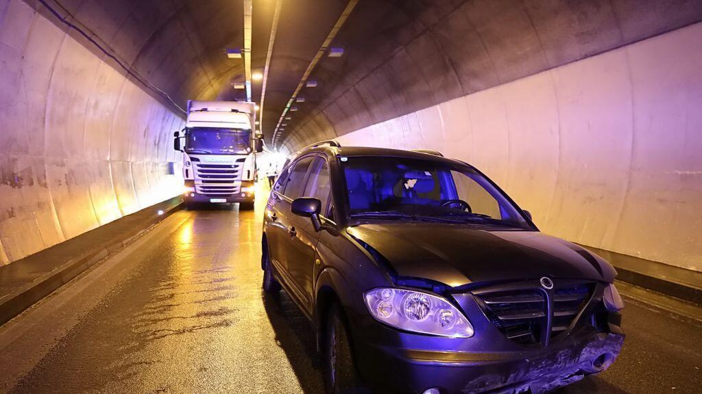 Die Pkw-Lenkerin wurde glücklicherweise nur leicht verletzt.