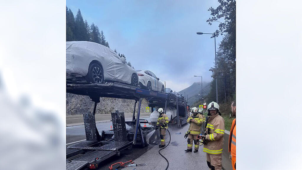 Lkw-Brand auf A10