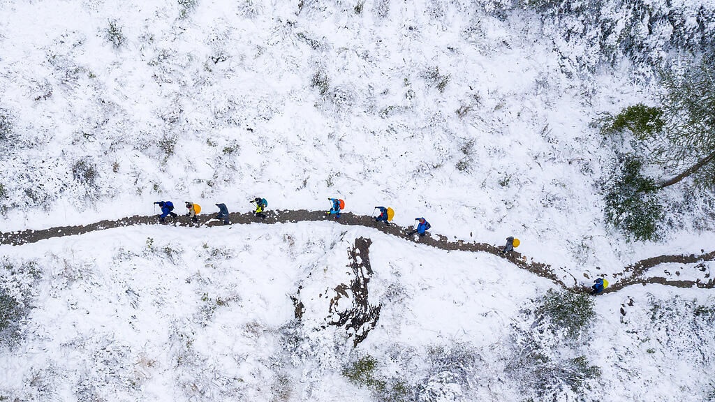 Wintereinbruch: Neuschnee in Tirol, Schnee,