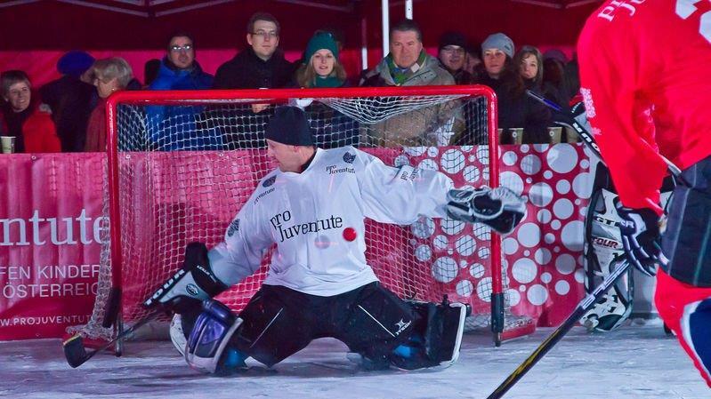 Promi-Eishockey