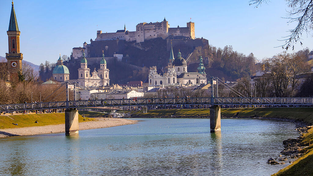20250306_fmt_niedriger_pegel_salzach_mw-2.jpg