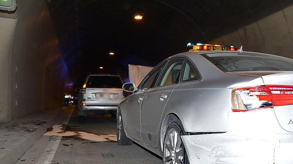 Massenkarambolage im Hieflertunnel
