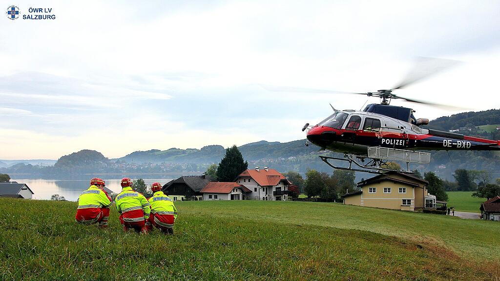 Übung Wasserrettung Flugpolizei Seeham