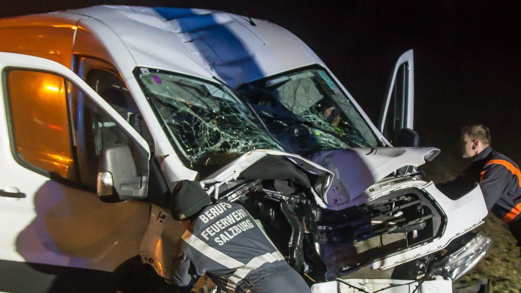 Unfall mit Transporter in Morzger Straße