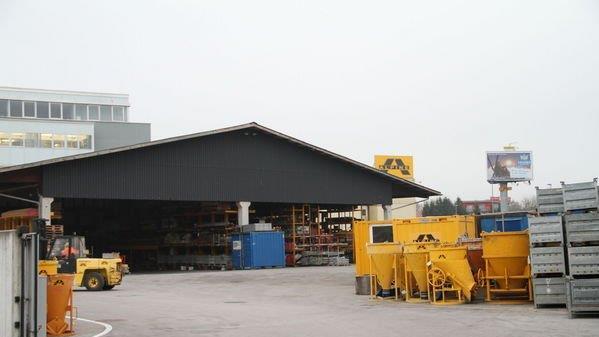 Alpine-Zentrale in Wals