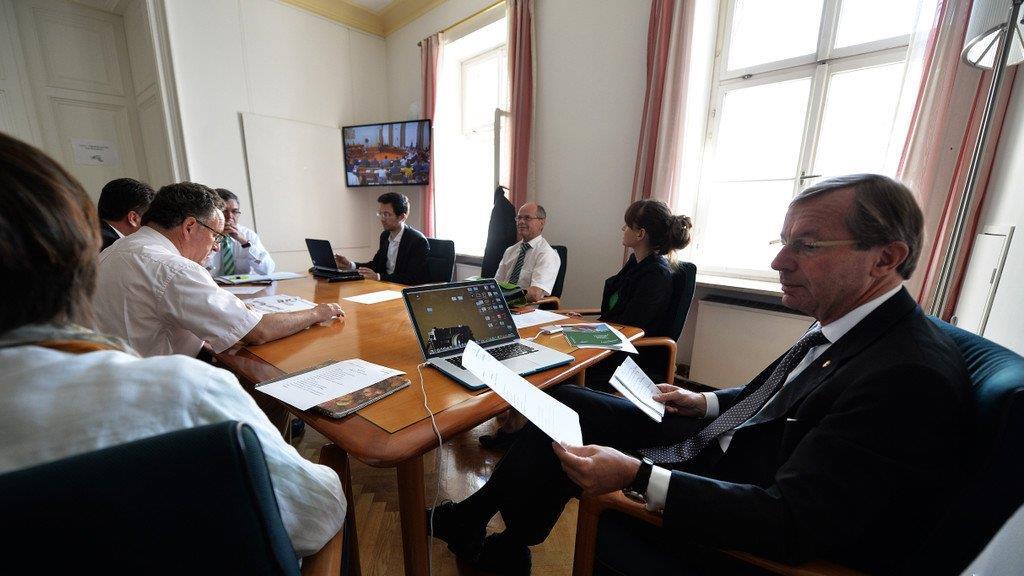 Neue Landesregierung angelobt, I