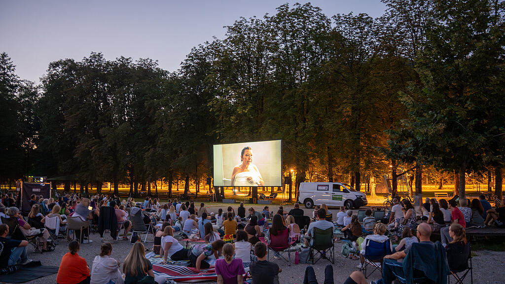Live in Salzburg - Sommerkino "80 Plus"