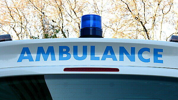 Die Frau wurde in ein Krankenhaus gebracht