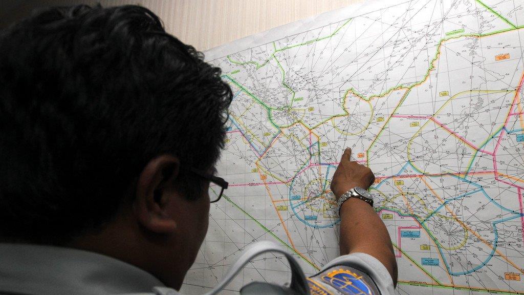 Suche nach AirAsia-Flug QZ8501 geht weiter