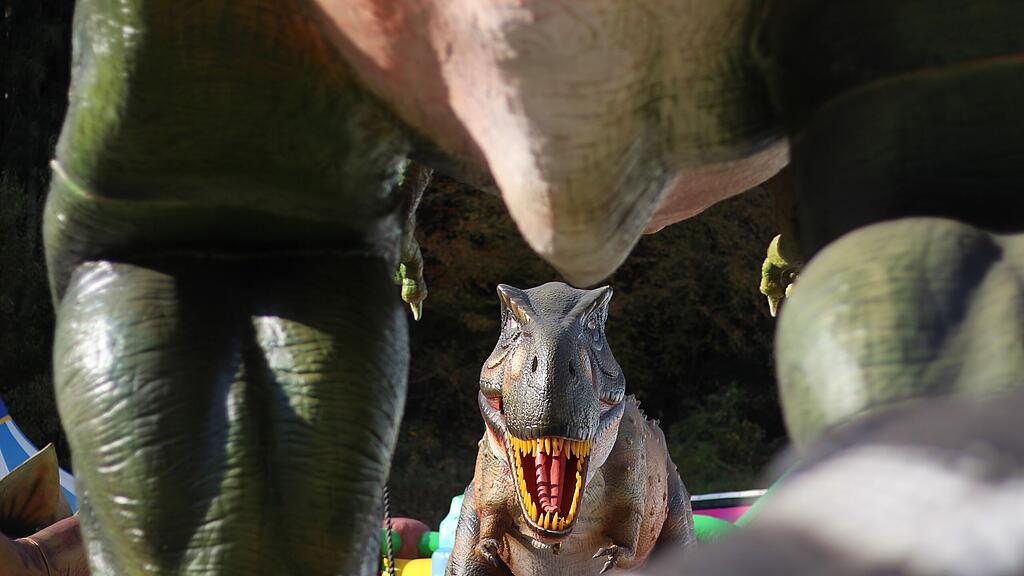 "Big King Dinosaurier of Animatronic" in Bischofshofen