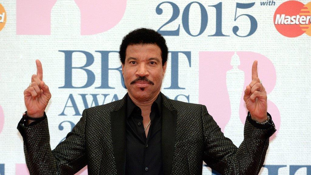 Brit Awards 2015: Stars am Roten Teppich II