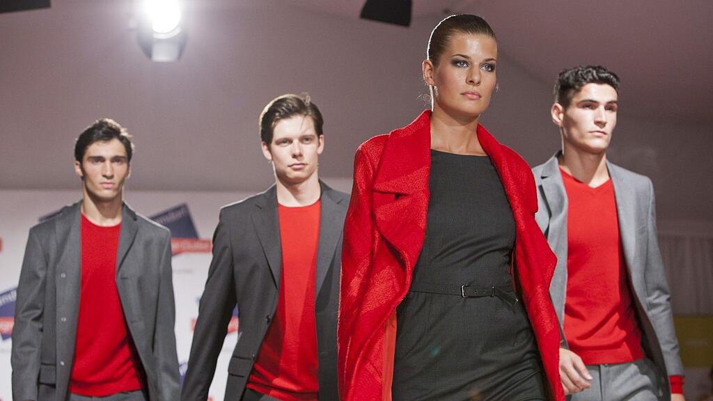 Das Late Night Shopping im Designer Putlet Parndorf wird von einer Modenschau begleitet.
