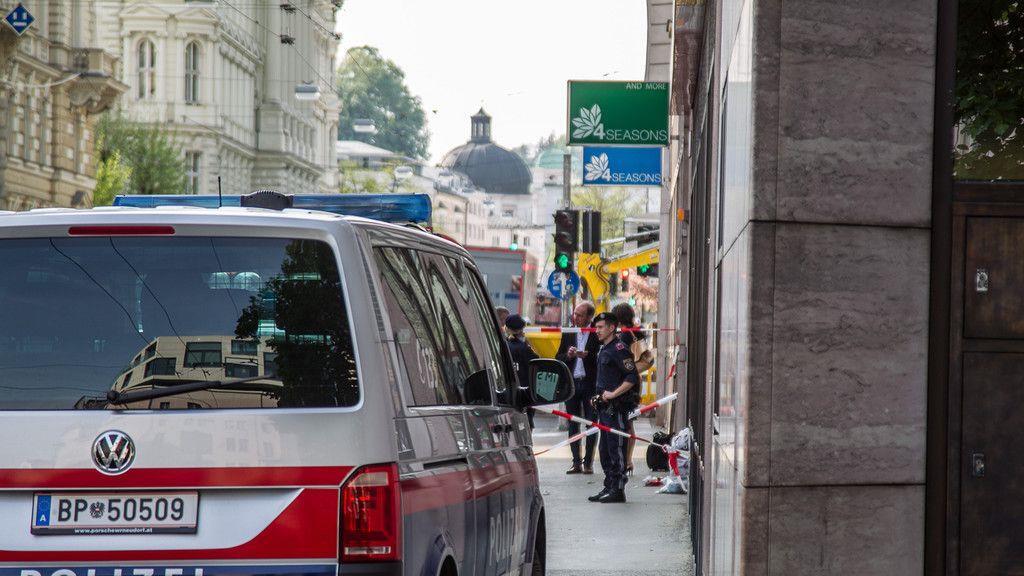 Banküberfall in Salzburg. Bilder vom Tatort