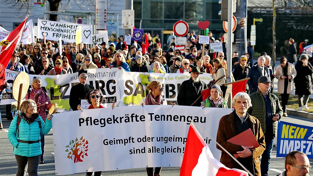 Corona-Demo in der Stadt Salzburg