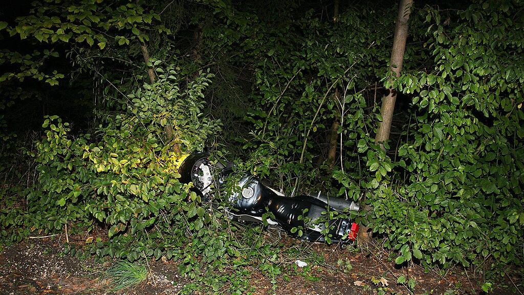Da der Biker nach Alkohol roch, wurde eine Blutentnahme durchgeführt.