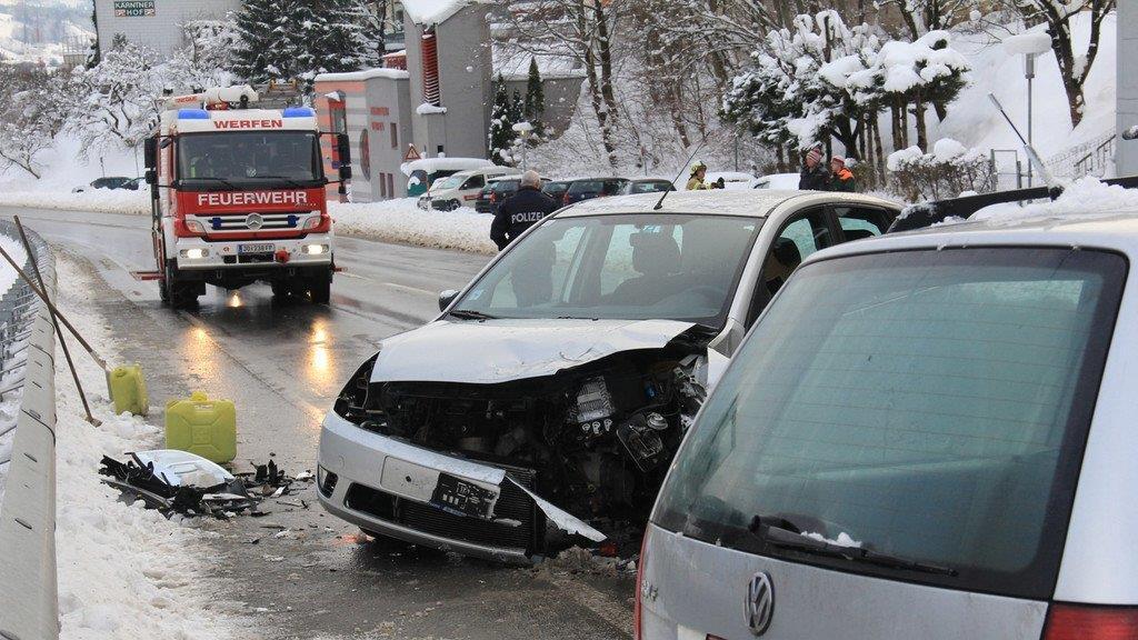 Crash auf B159 in Werfen