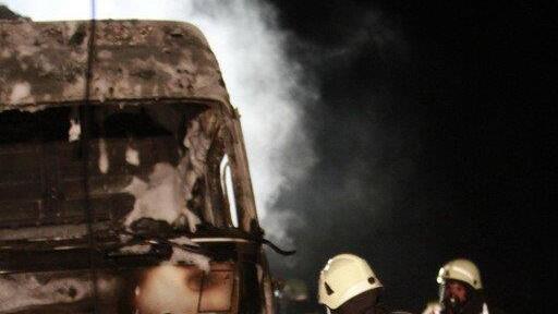 A8: Lkw in Flammen