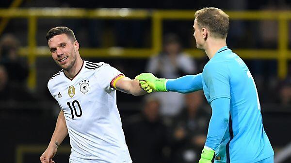 Podolski verabschiedete sich mit einem Treffer