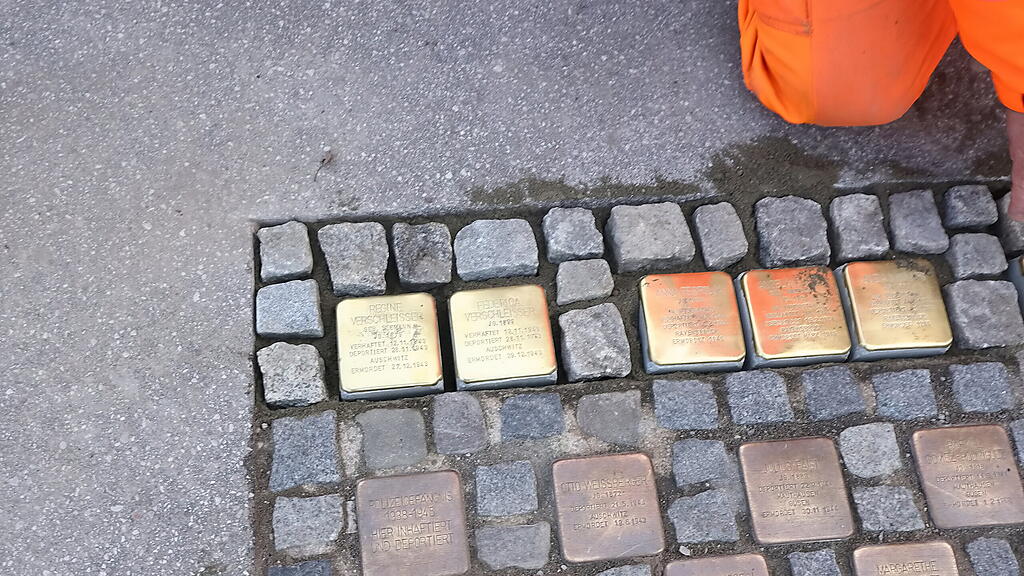 Neue Stolpersteine beim Bezirksgericht
