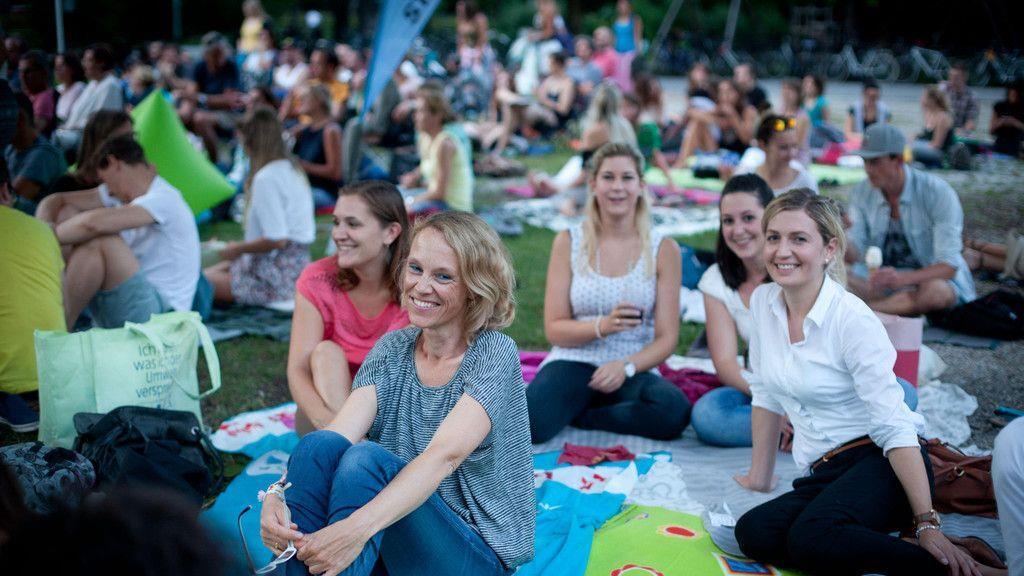 LIVE IM PARK: Auftakt