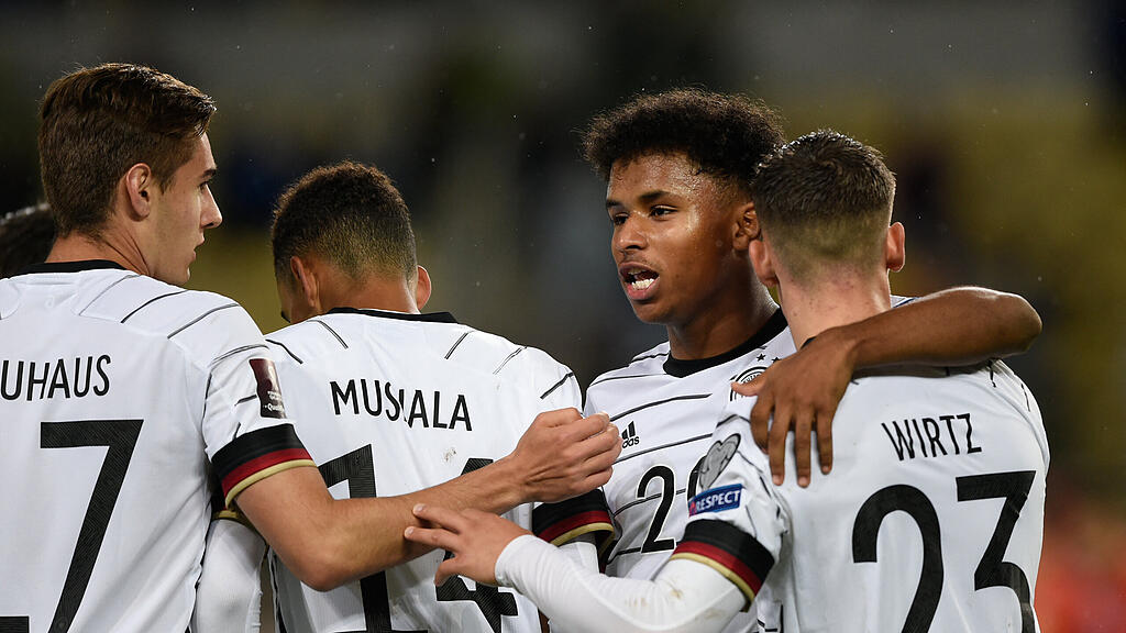 Karim Adeyemi, DFB