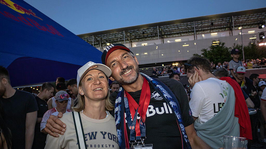 Die gro\u00dfe Meisterparty des FC RedBull Salzburg