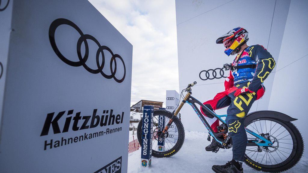 Mountainbiker Max Stöckl bezwingt die Streif