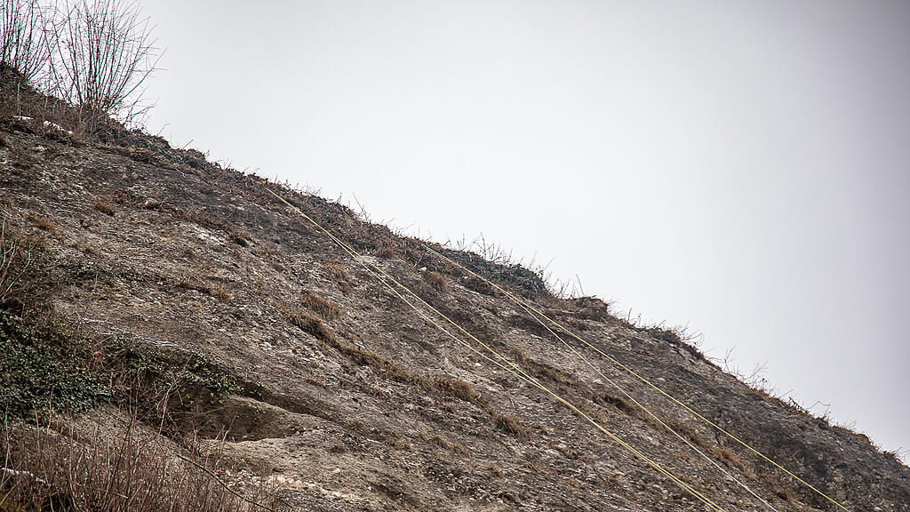 Bergputzer in der M\u00f6nchsbergwand im Einsatz