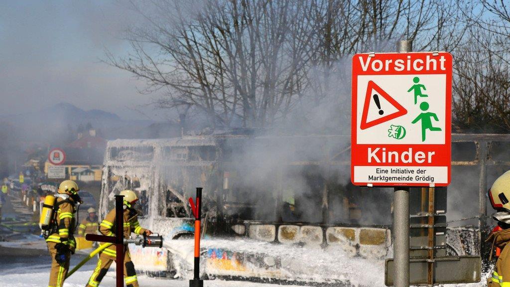 Bus ausgebrannt II