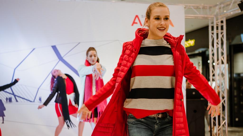 Modeschau Shopping Arena