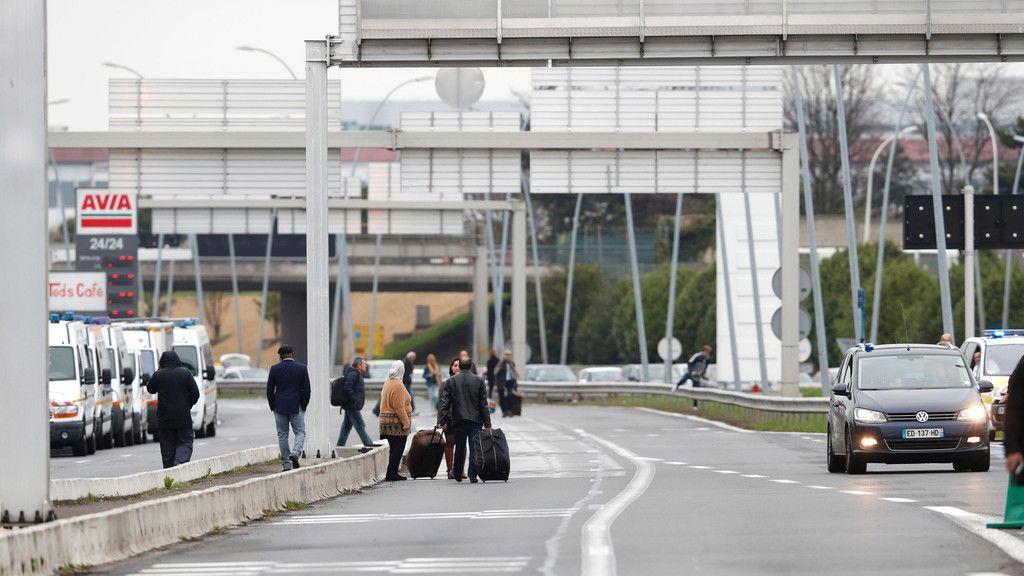 Die Situation in Paris-Orly