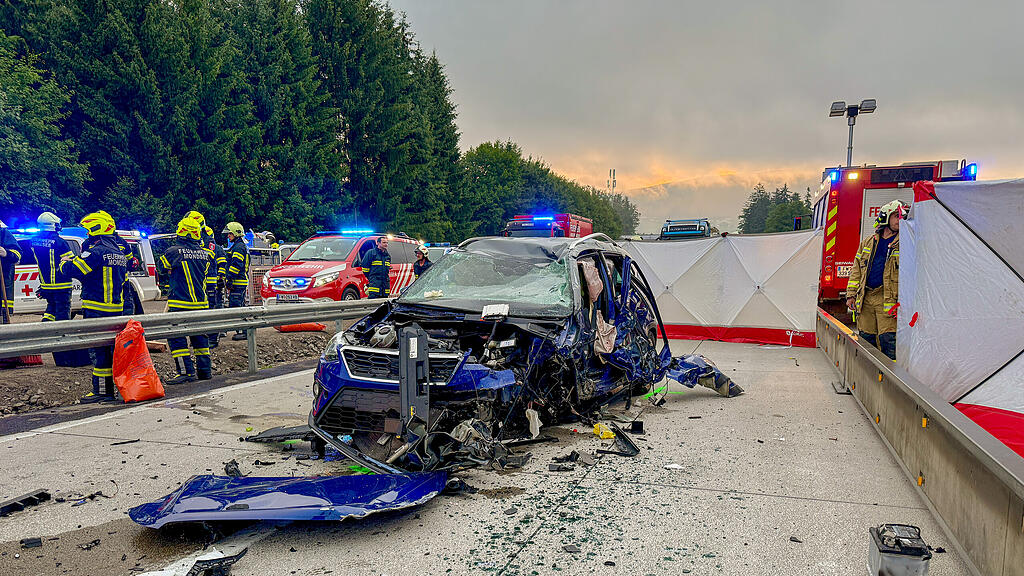 Geisterfahrerunfall fordert zwei Schwerverletzte auf A1 zwischen Thalgau und Mondsee