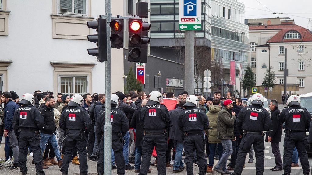 Demo der Kurden in Salzburg