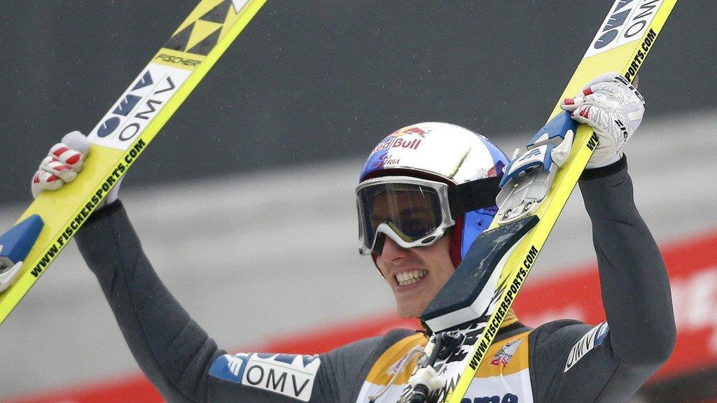 Schlierenzauer nach Sieg am Bergisel neuer Tournee-Führender