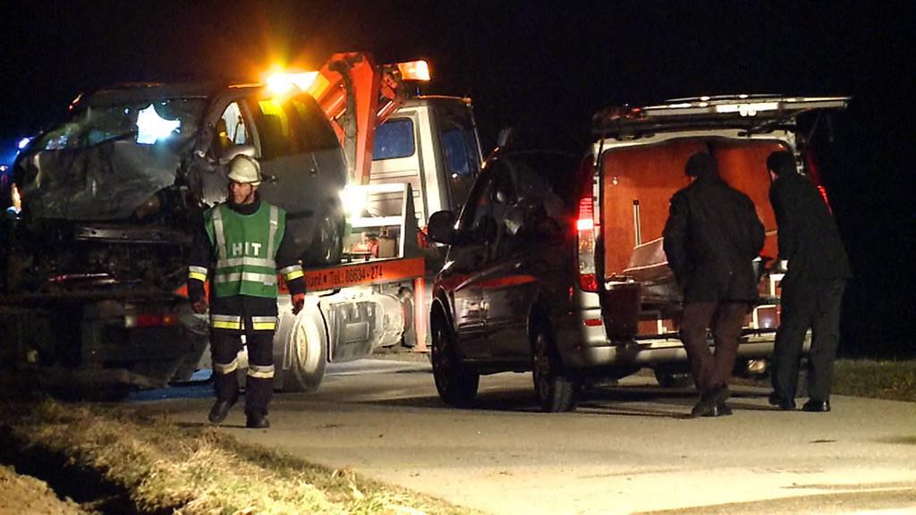 Zwei Tote bei Crash in Tacherting