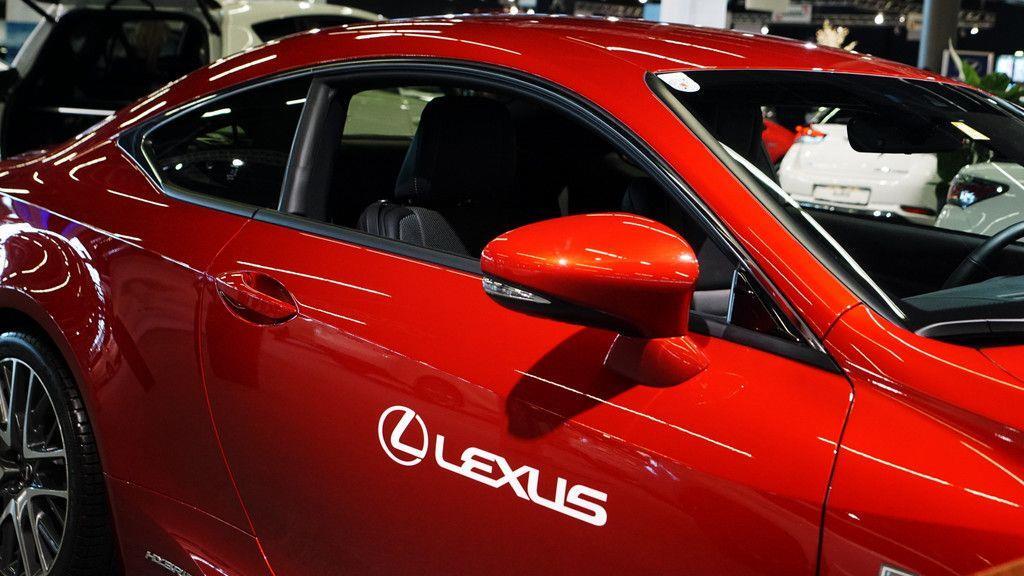 10. Auto Messe Salzburg und dritte Garten im Messzentrum
