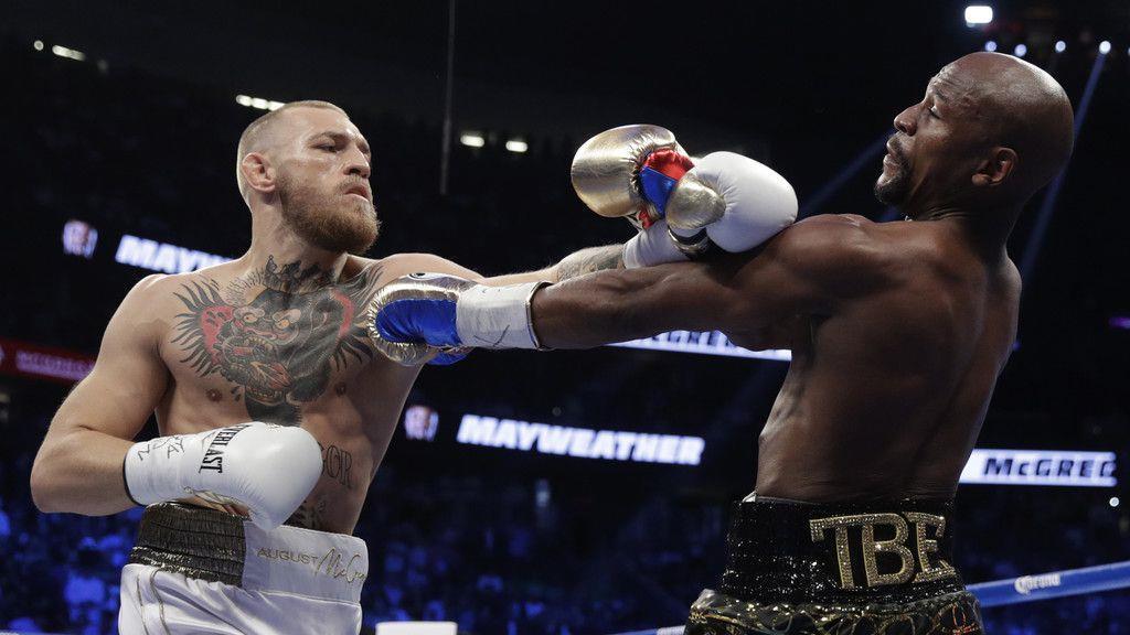 Mayweather besiegt McGregor durch technisches K.o.