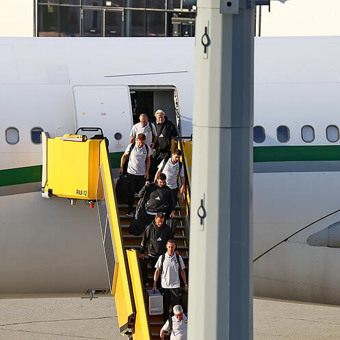 Ankunft von Al-Nassr am Salzburger Flughafen