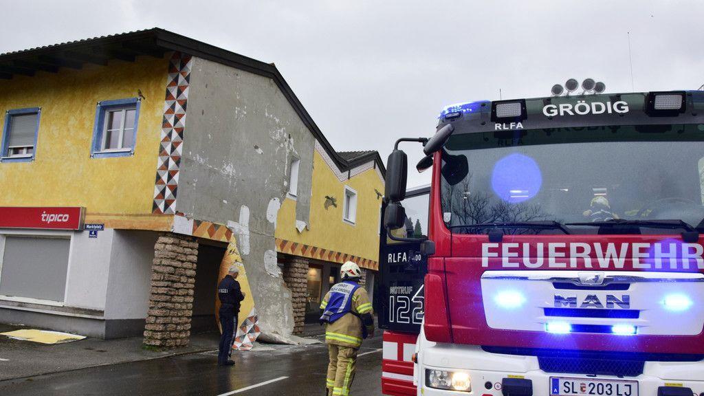 Sturmtief "Herwart" zieht über Salzburg hinweg II