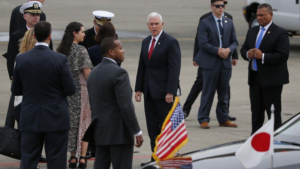 Mike Pence besucht Japan